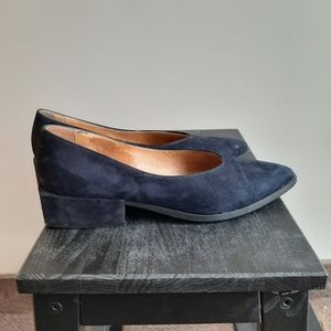 Frank & Oak low heel suede shoes